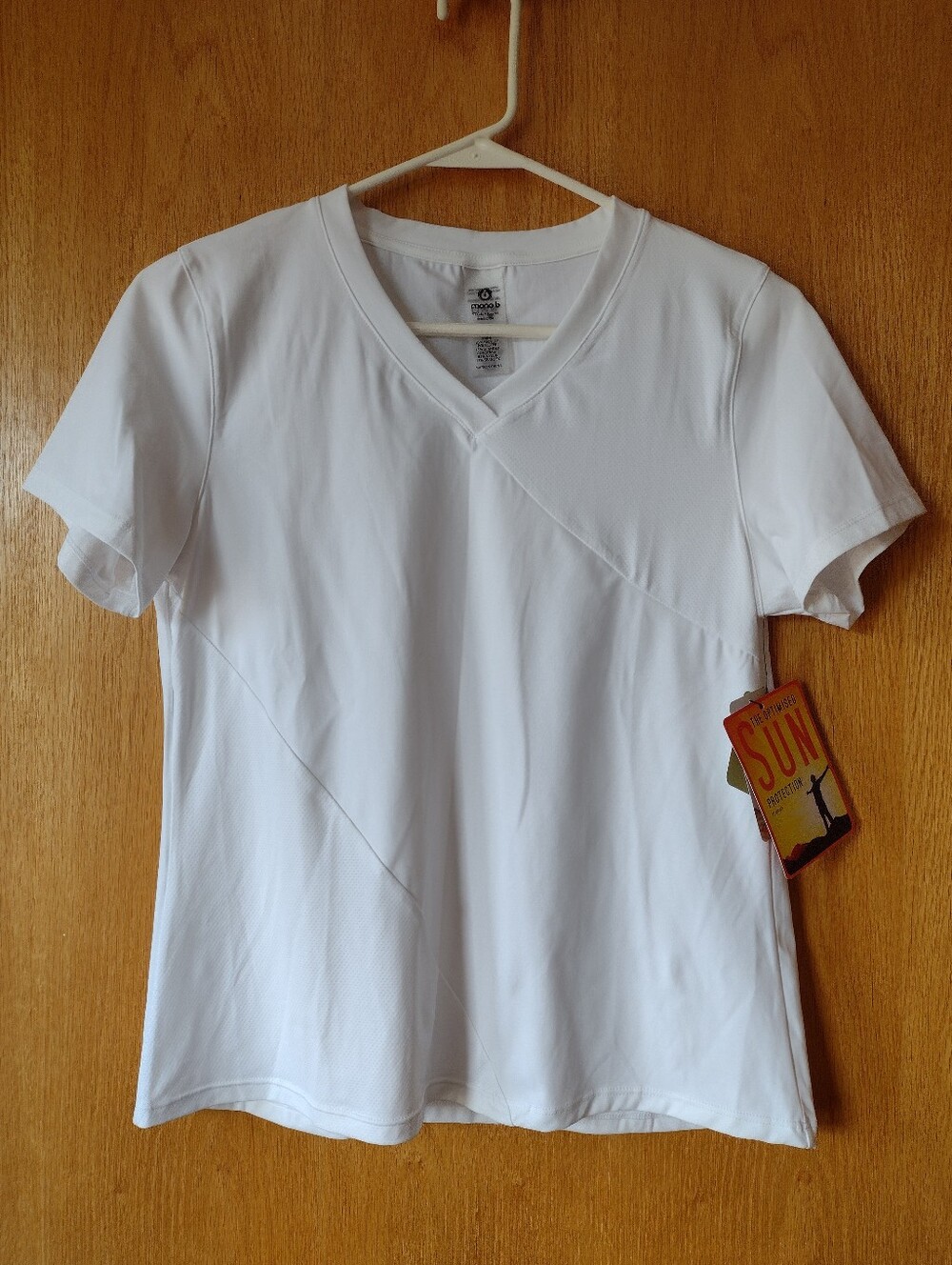 Mono B UV Protection Sport Tee Size Medium